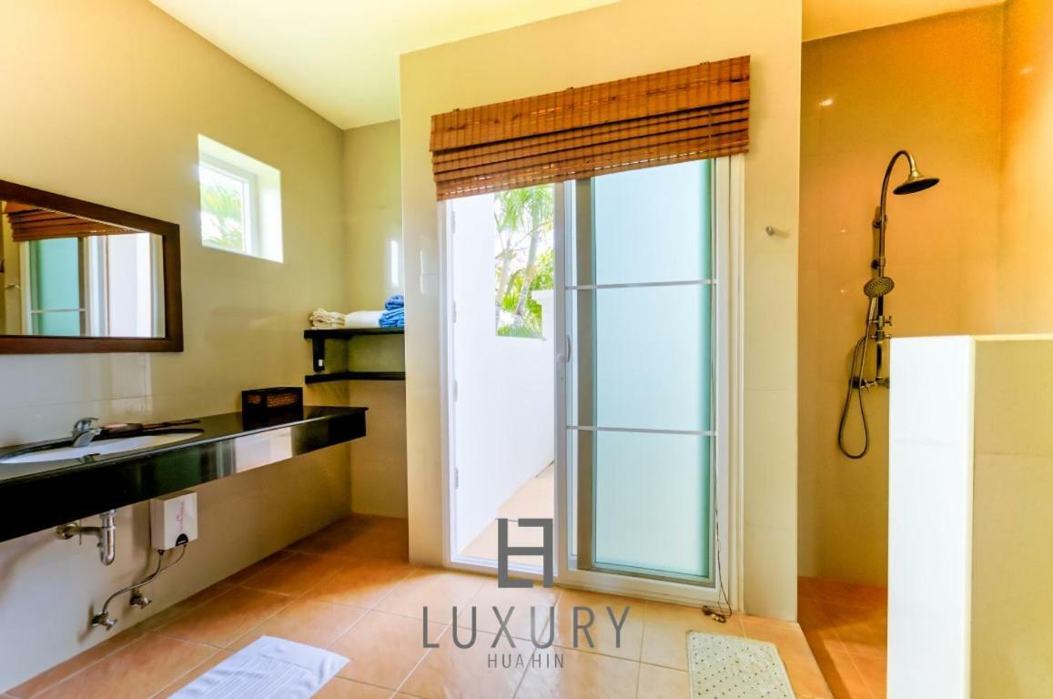 Bali Style 2 Bedroom Villa With Pool - B99 Хуа Хин Экстерьер фото